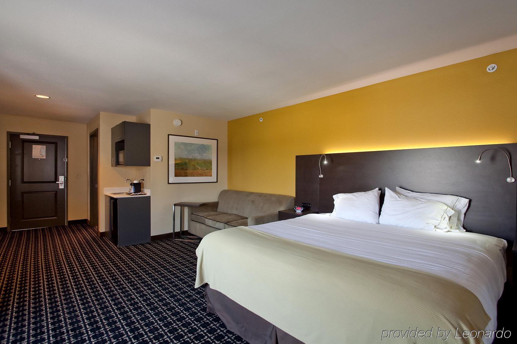 Holiday Inn Express Newton, An Ihg Hotel Zimmer foto