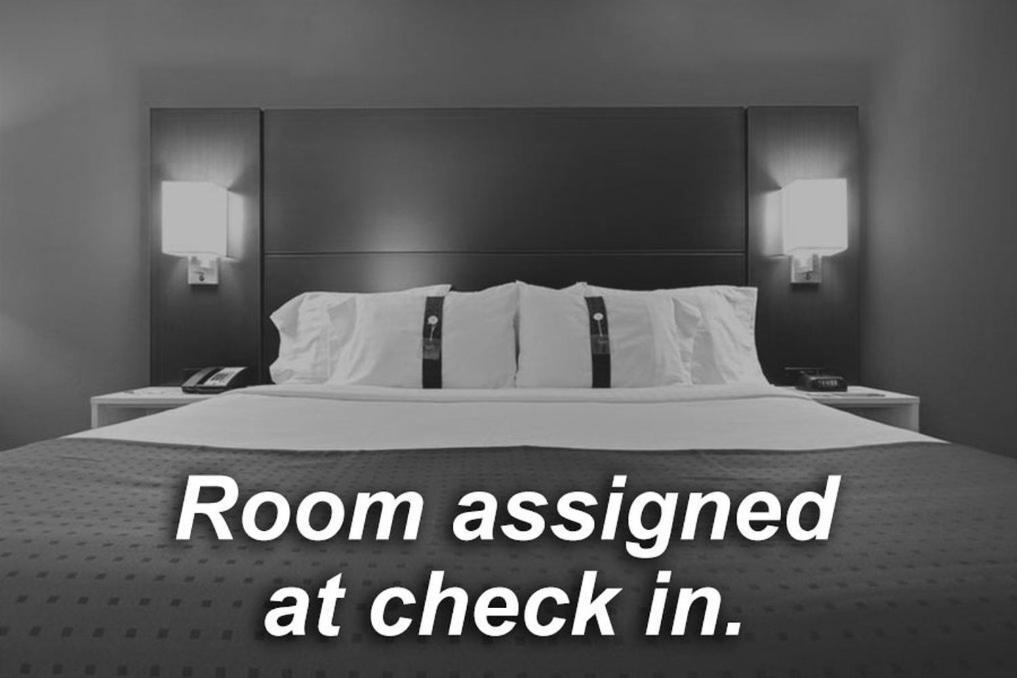 Holiday Inn Express Newton, An Ihg Hotel Zimmer foto